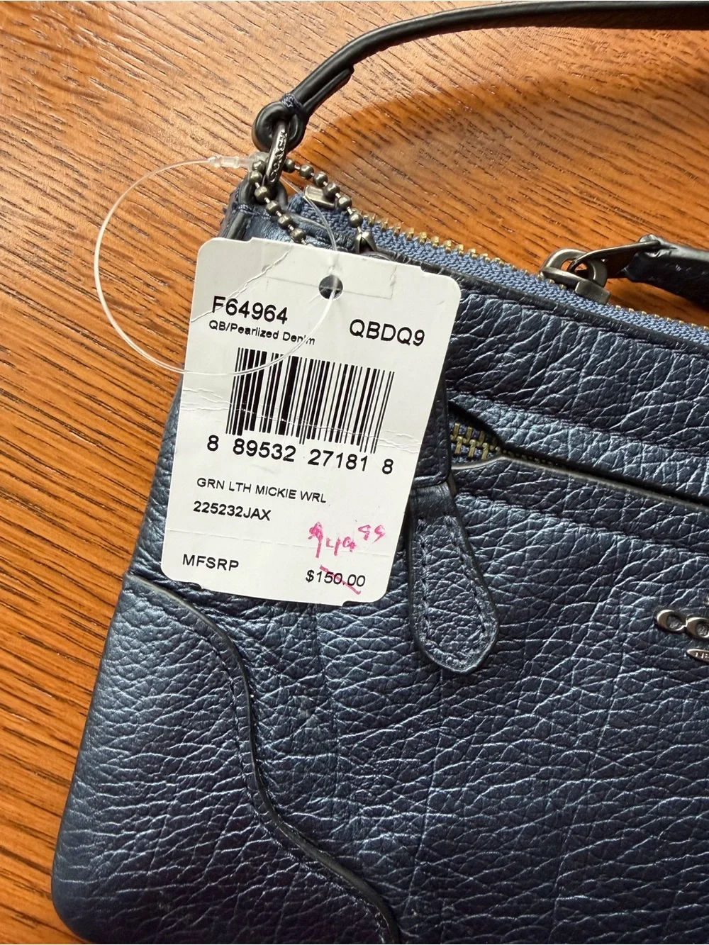 NWT Coach Pebbled Leather Larger Wristlet Clutch - PEARLIZED DENIM color - Picture 3 of 9
